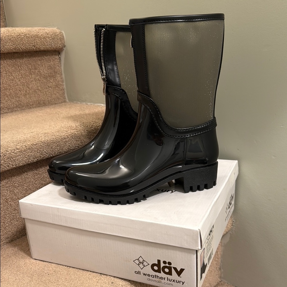 Däv Black Semi Sheer Rainboots
